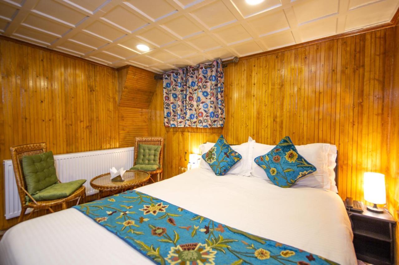 Gulmarg Ski Hill Resort Eksteriør bilde