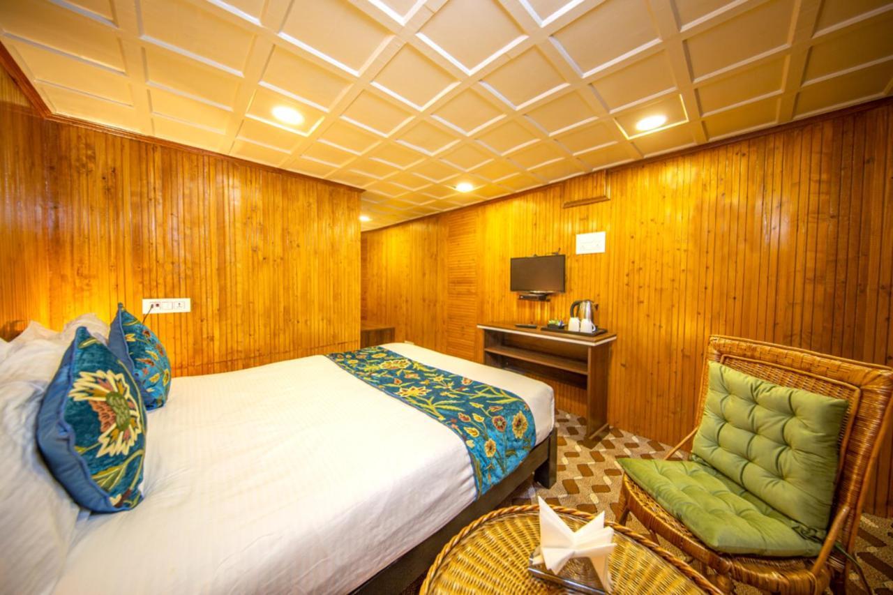 Gulmarg Ski Hill Resort Eksteriør bilde