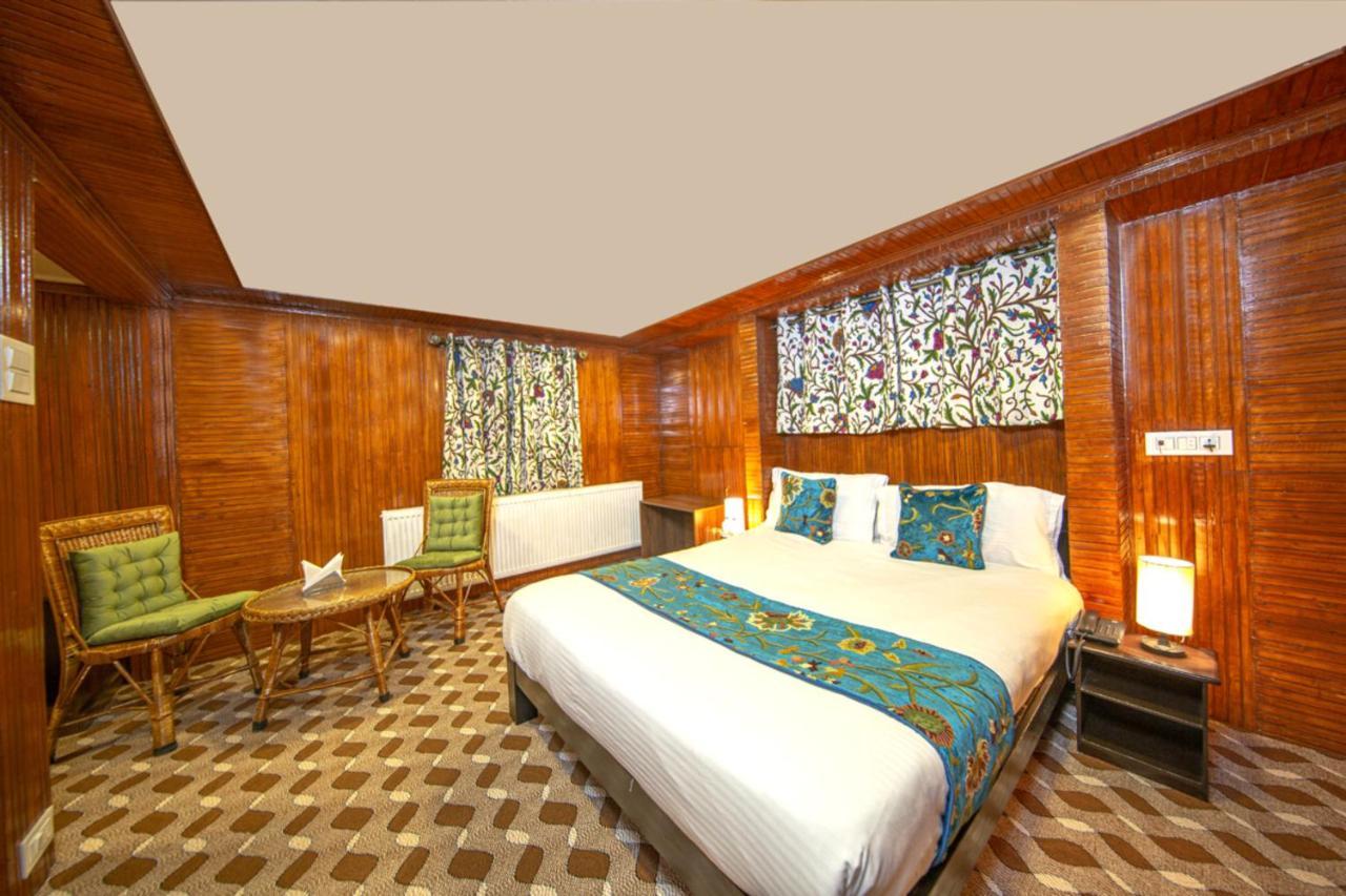 Gulmarg Ski Hill Resort Eksteriør bilde