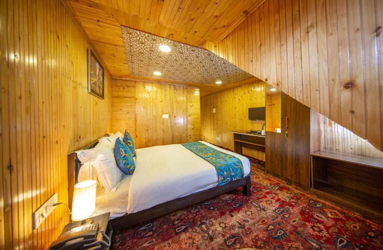 Gulmarg Ski Hill Resort Eksteriør bilde